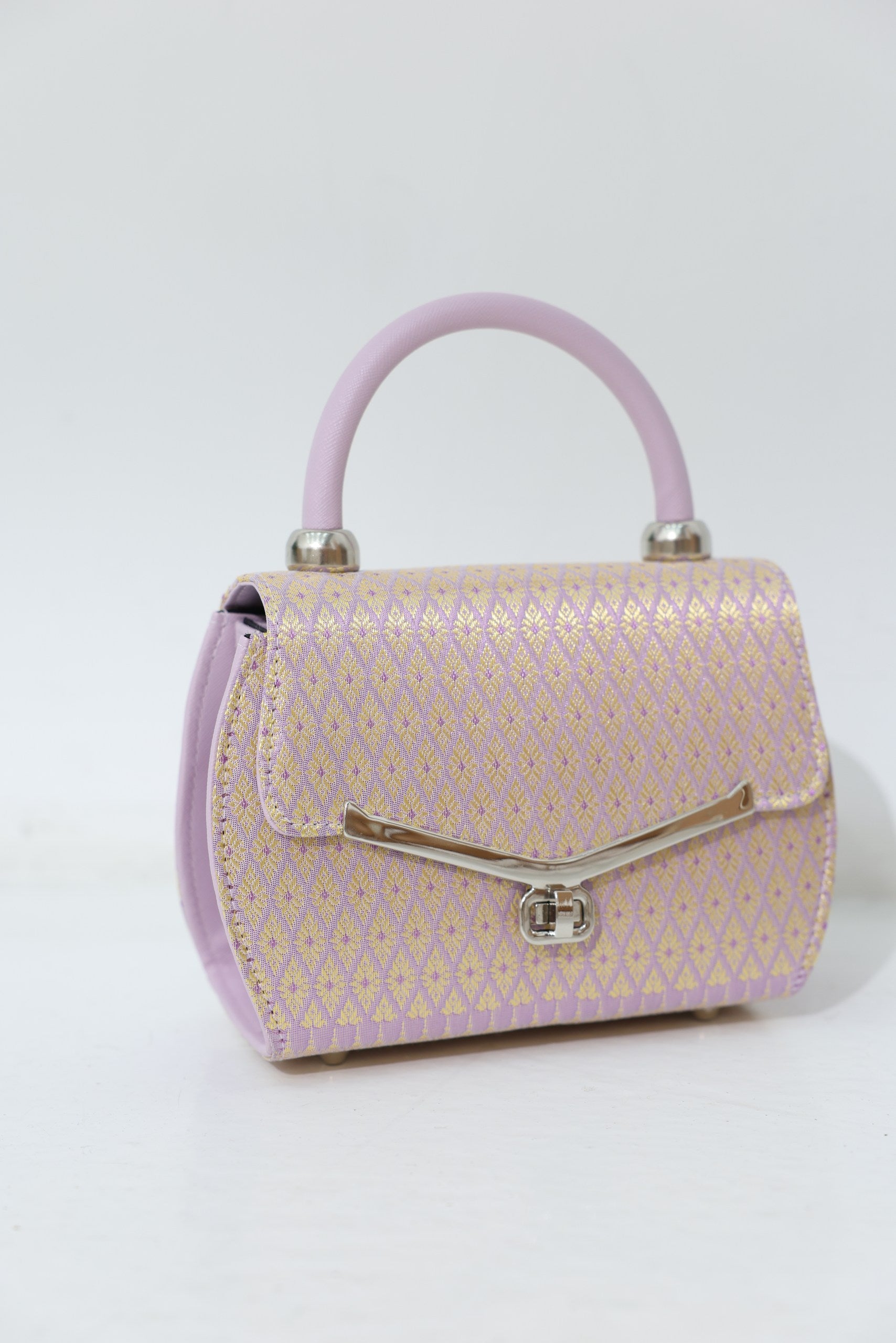 Loy Krathong Wristlet Bag (Lilac)