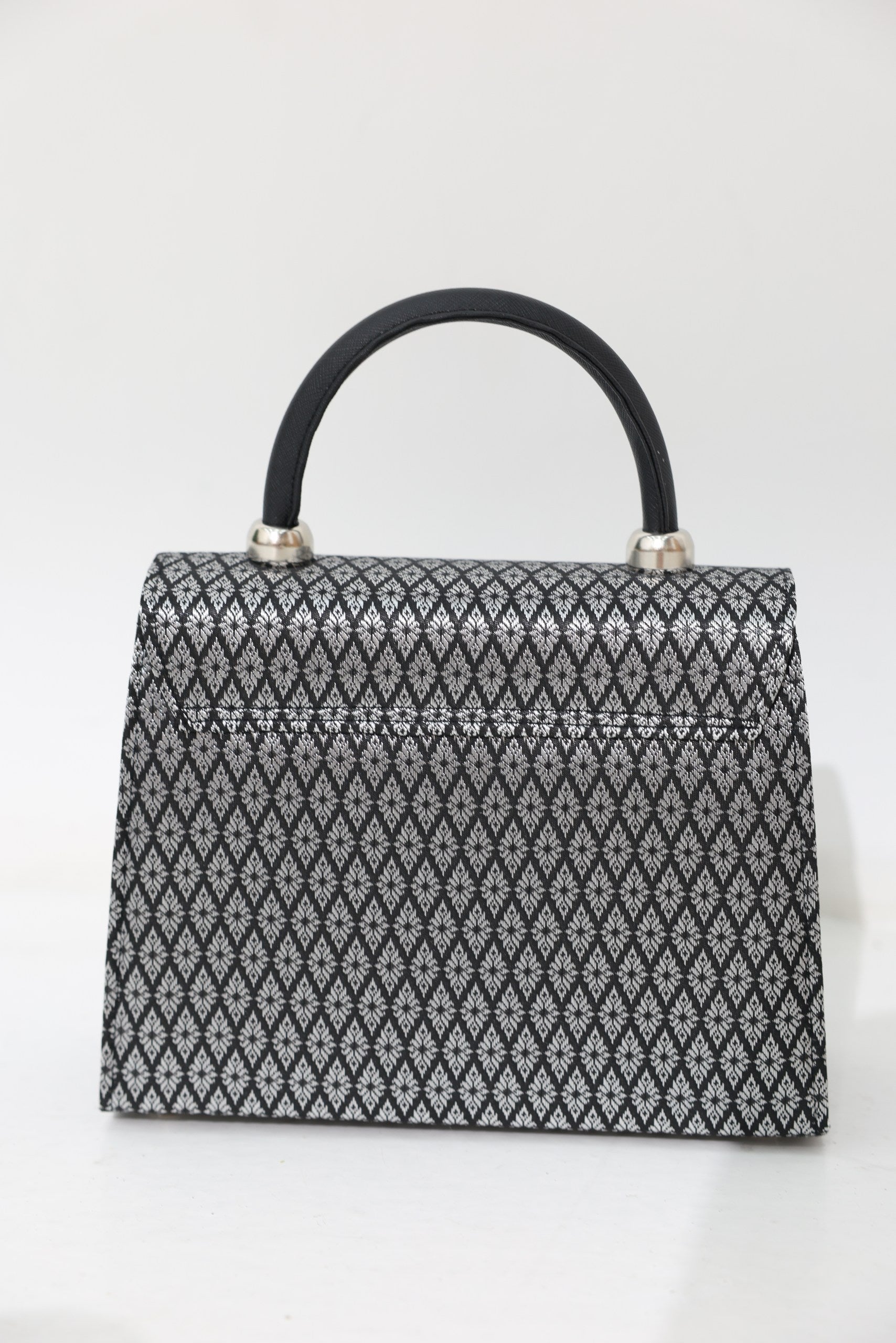 Sabai Evening Purse (Gray)