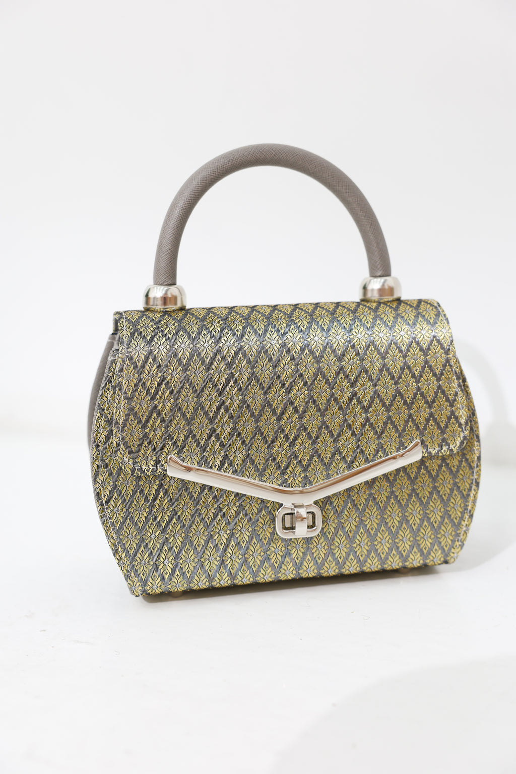 Loy Krathong Wristlet Bag (Olive Green)