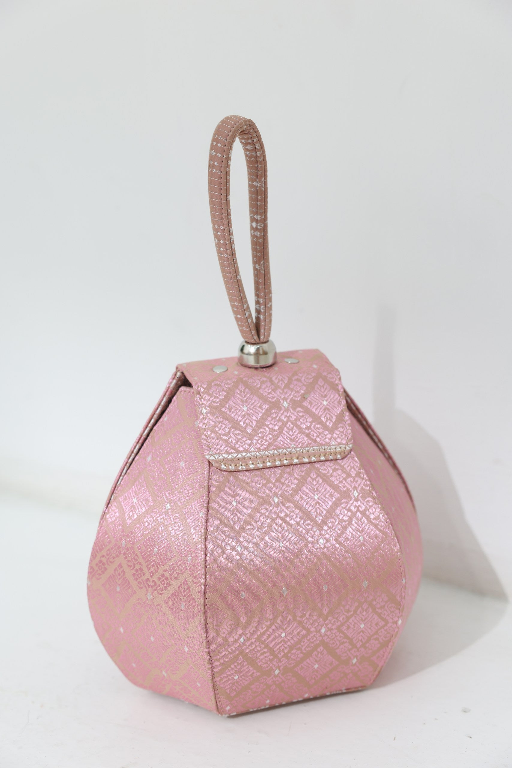 Chada Bucket Bag (Flamingo)
