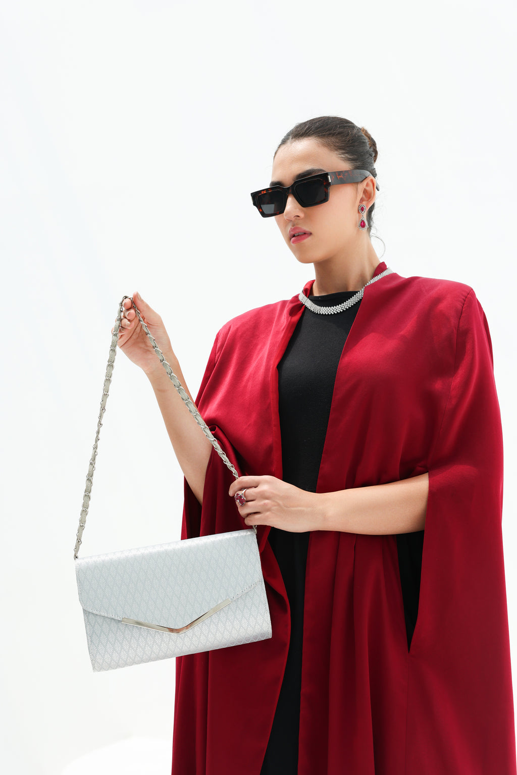 Mai Pouch Clutch (Silver)