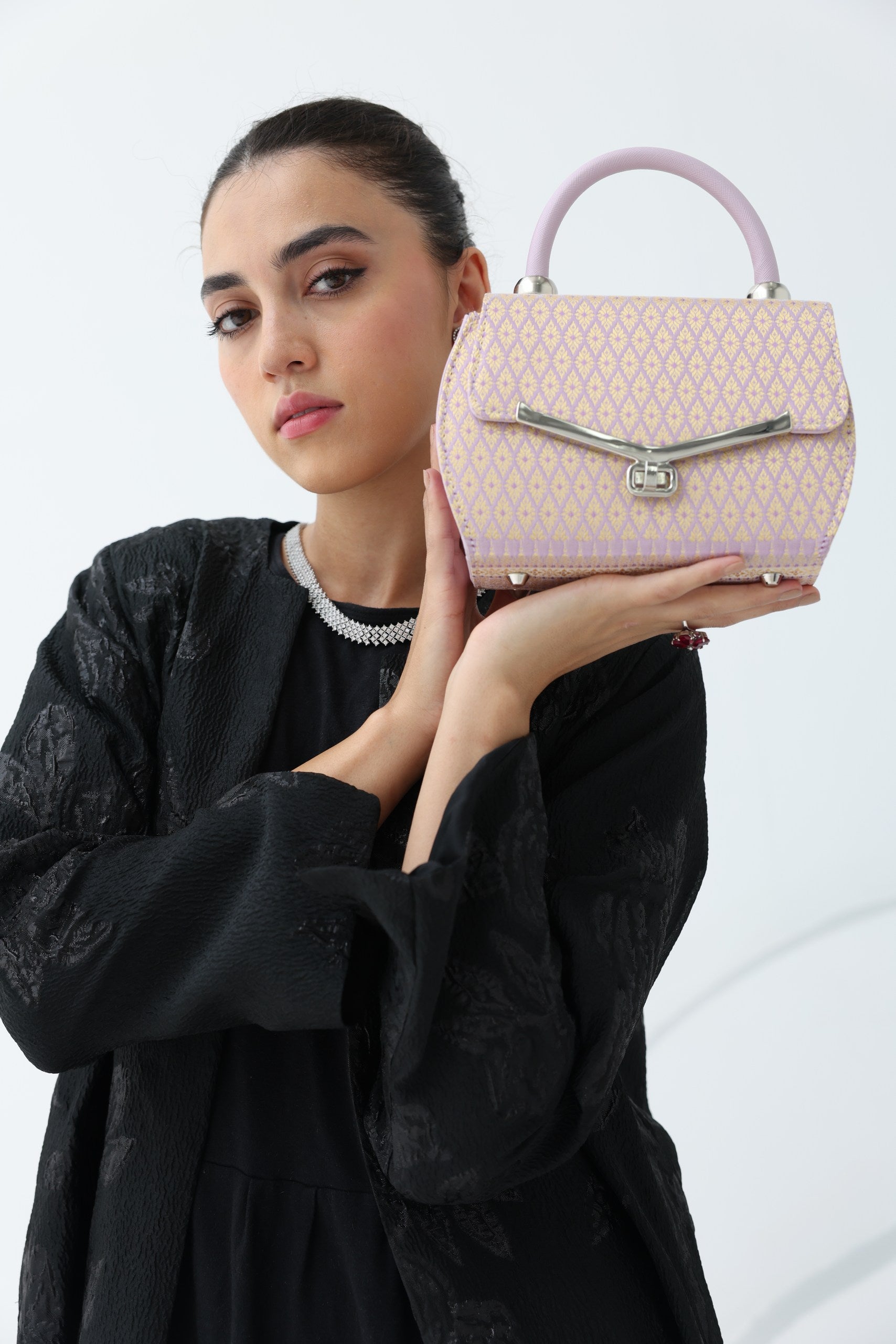 Loy Krathong Wristlet Bag (Lilac)