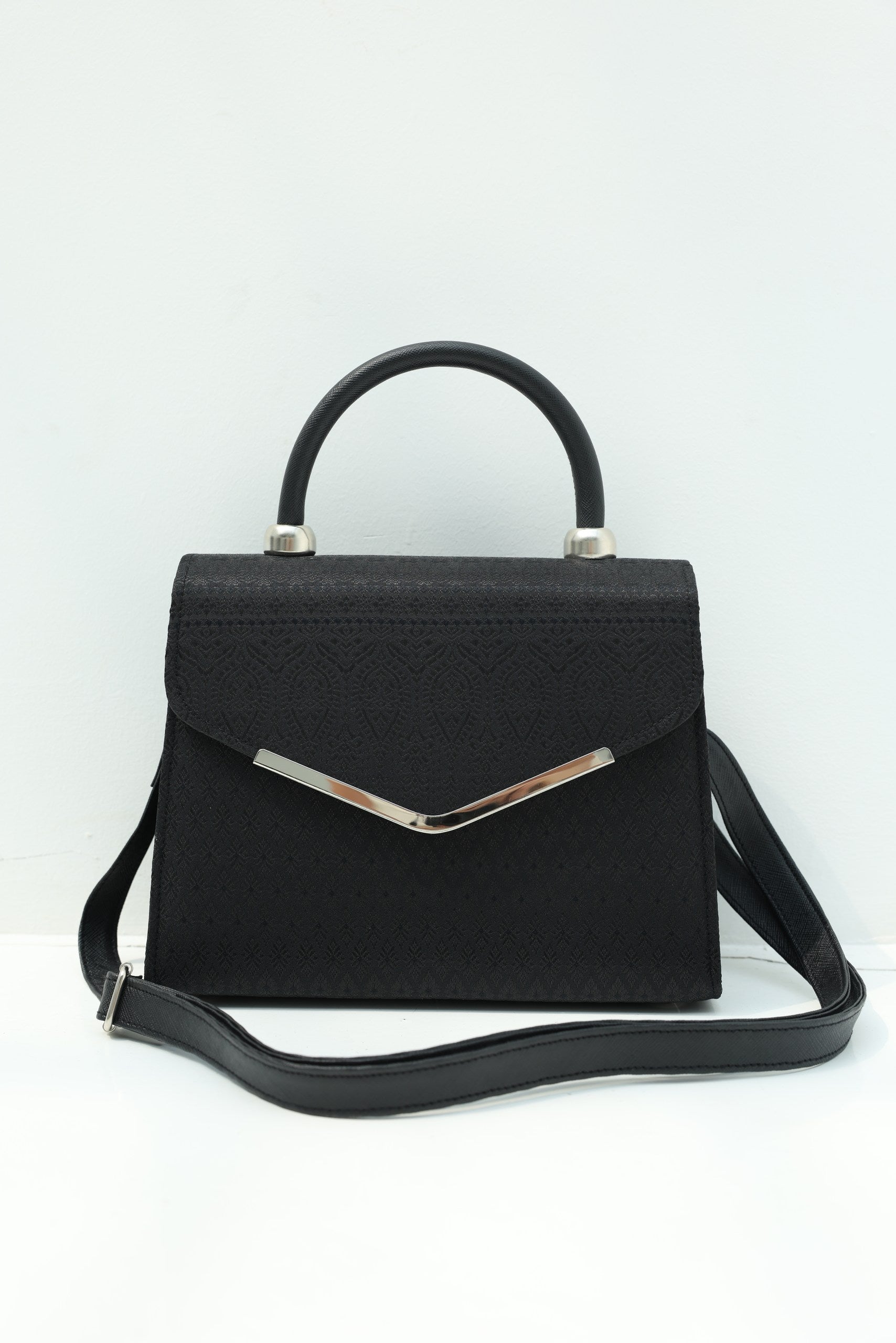Sabai Evening Purse (Black)