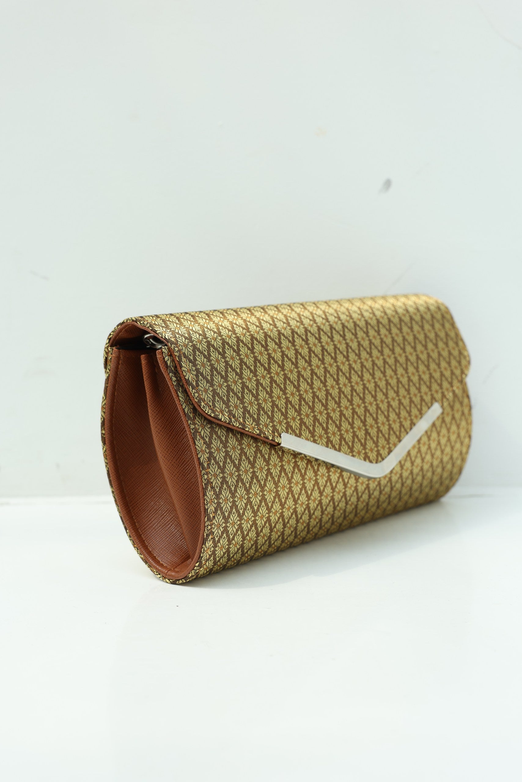 Mai Pouch Clutch (Olive Green)