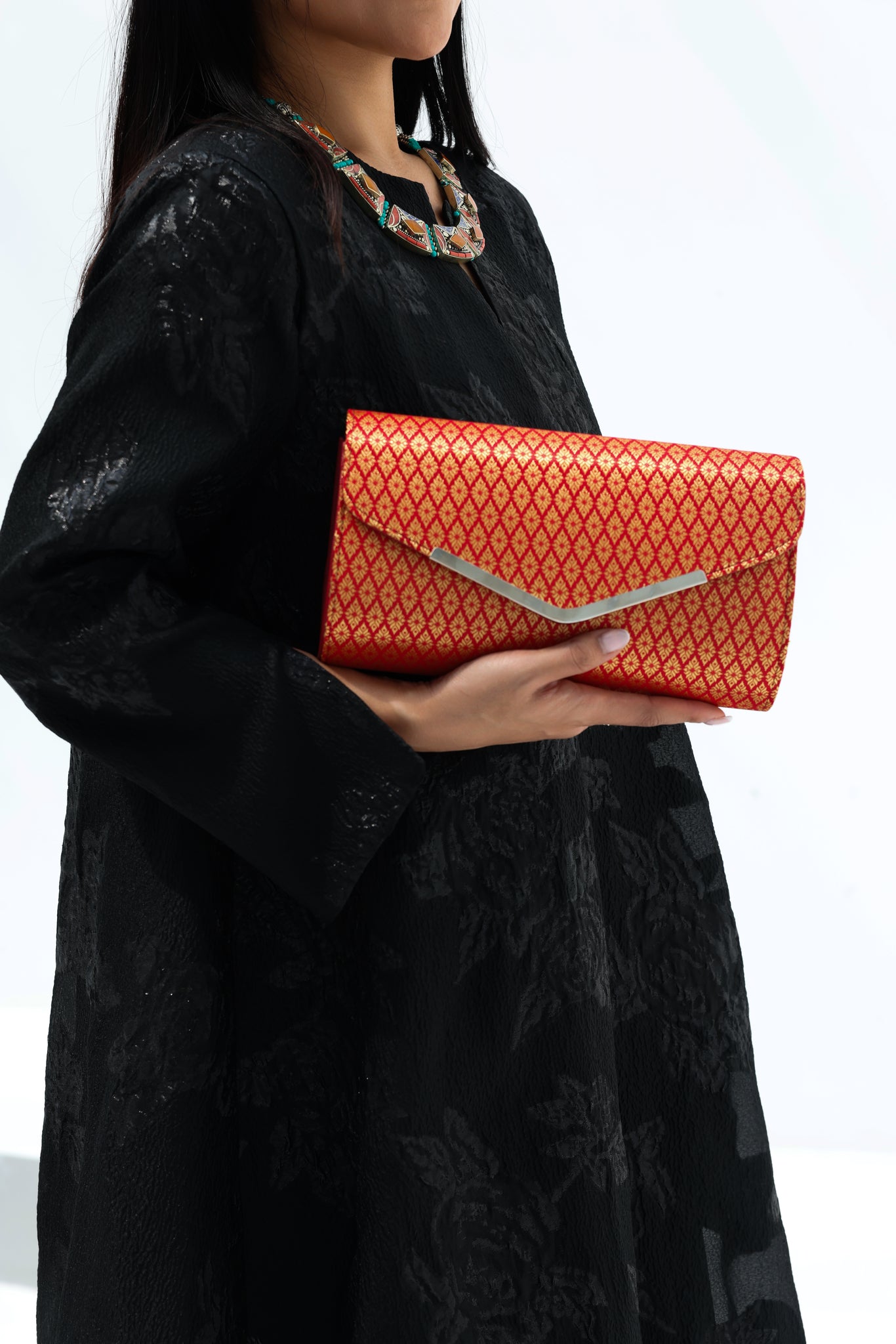 Mai Pouch Clutch (Red)